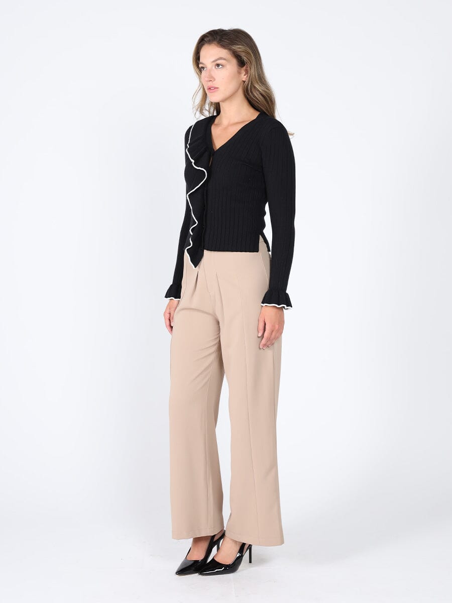 Knitted ruffle v-neck top
