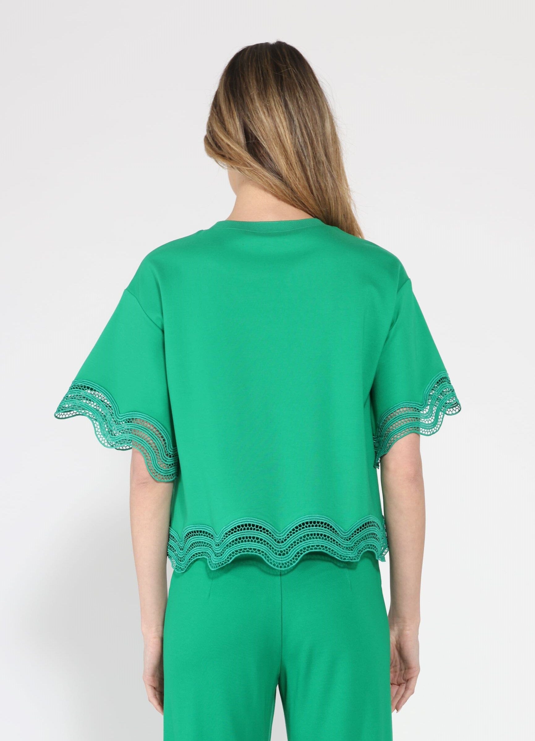 Lace Wavy Hem Short Sleeve T-Shirt